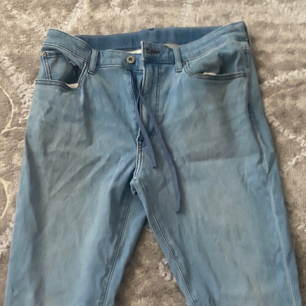 Uniqlo Light Blue Men's Slim Straight Jeans